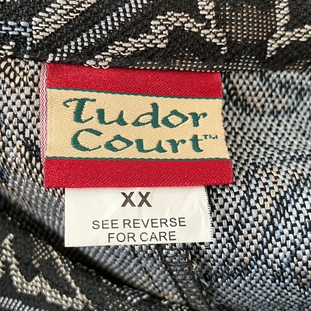 Tudor Court Patterned Jacket - image 8